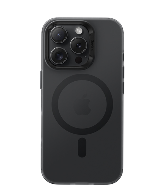 Чехол iPhone 16 Pro Benks Lucid Armor Case with MagSafe (Black)